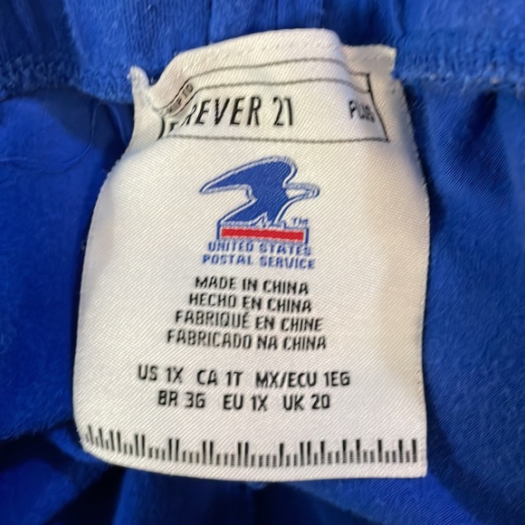 USPS X Forever 21 Blue Postal Priority Mail Biker Shorts Size 1X - Picture 5 of 11